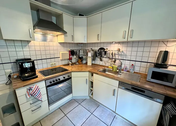 Bonn: Rhein Und Zentrum Vor Der Tuere Appartamento